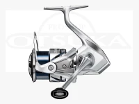 シマノ ストラディック - 2500HGS  ギア 5.8:1 自重 220g フロロ5lb-100m