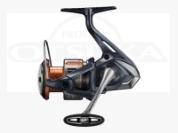 シマノ 26 ナスキー - C3000  ギア 5.0:1 自重 235g ナイロン3号-150m